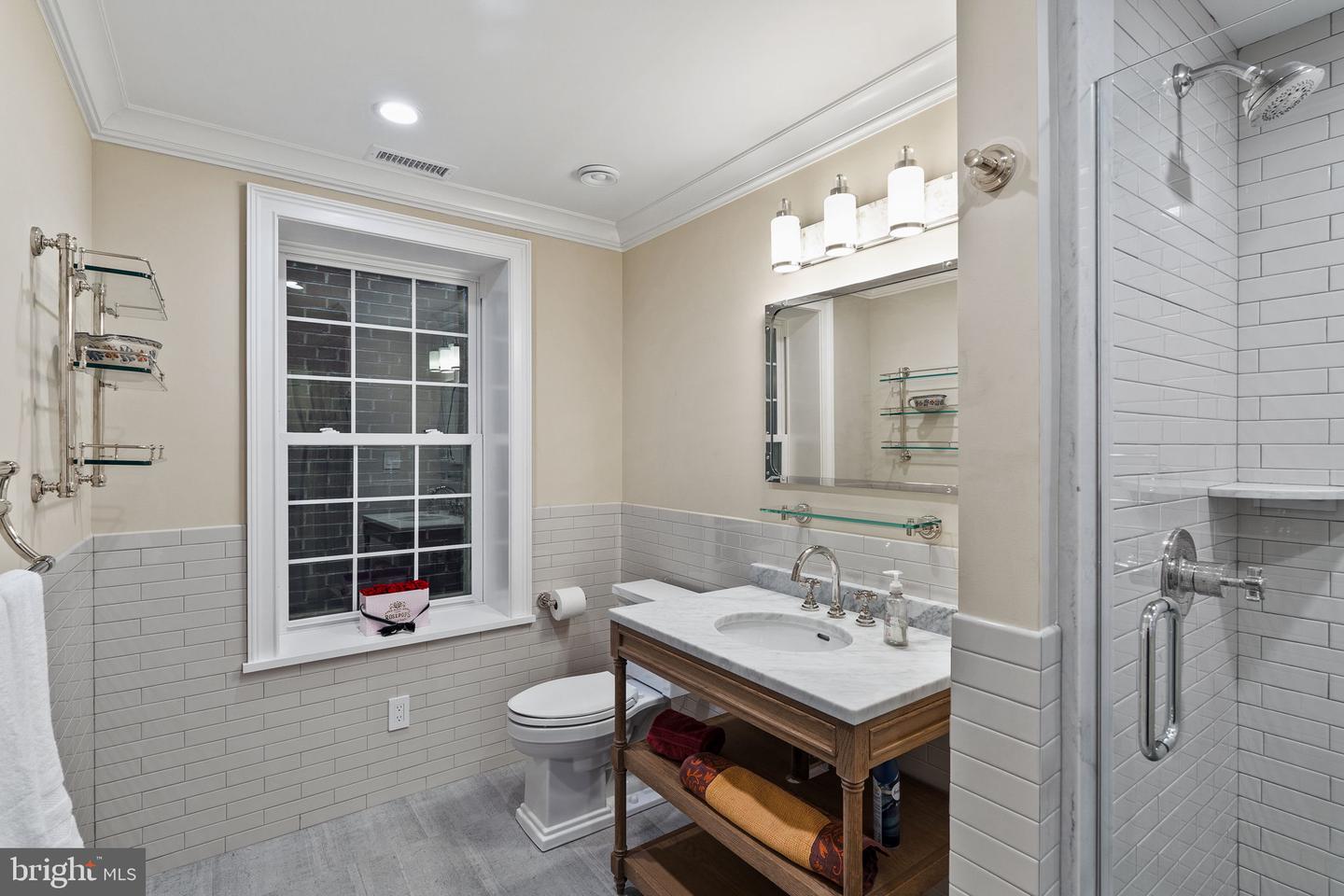 1808 Delancey Pl Property Photo 46