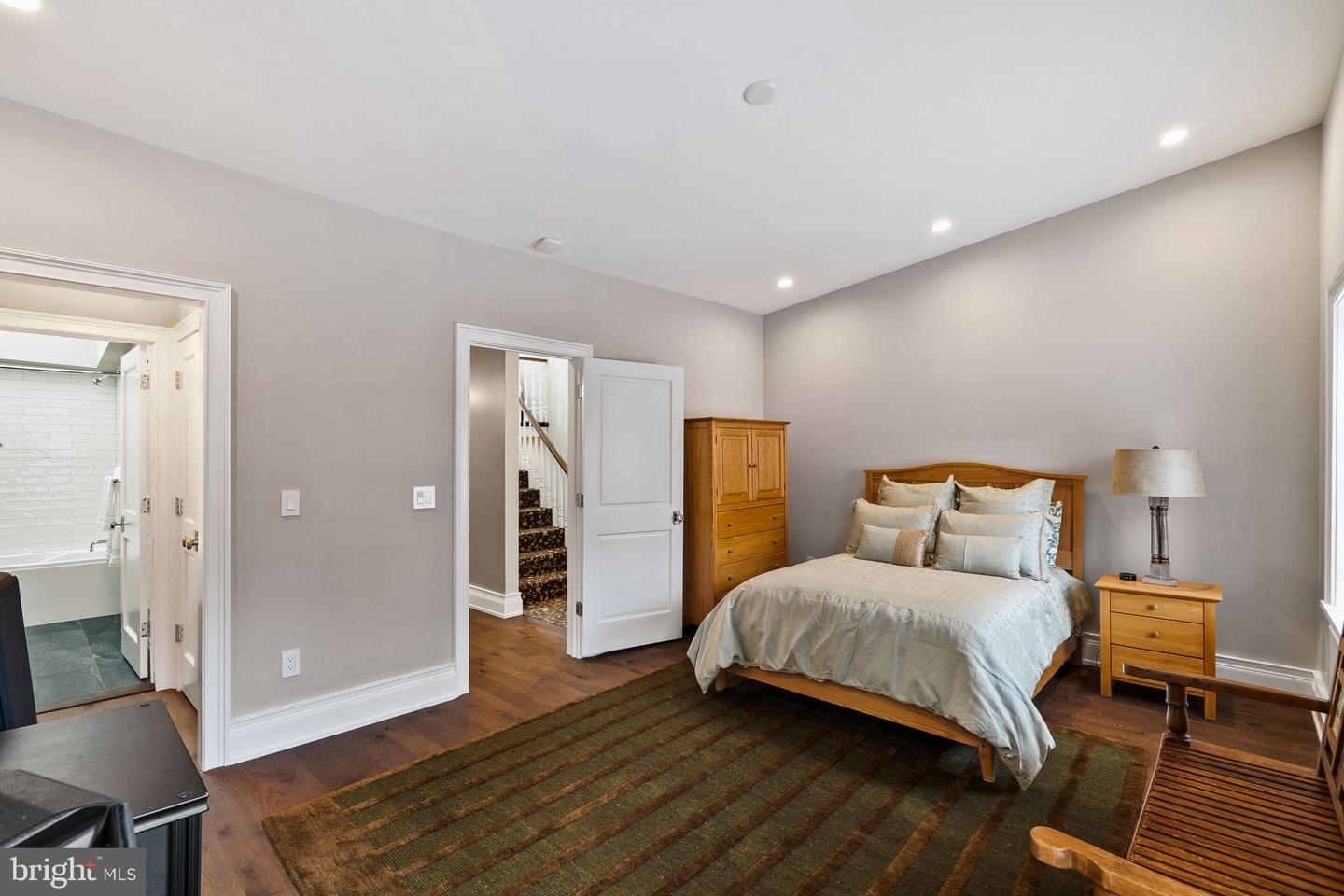 1808 Delancey Pl Property Photo 49