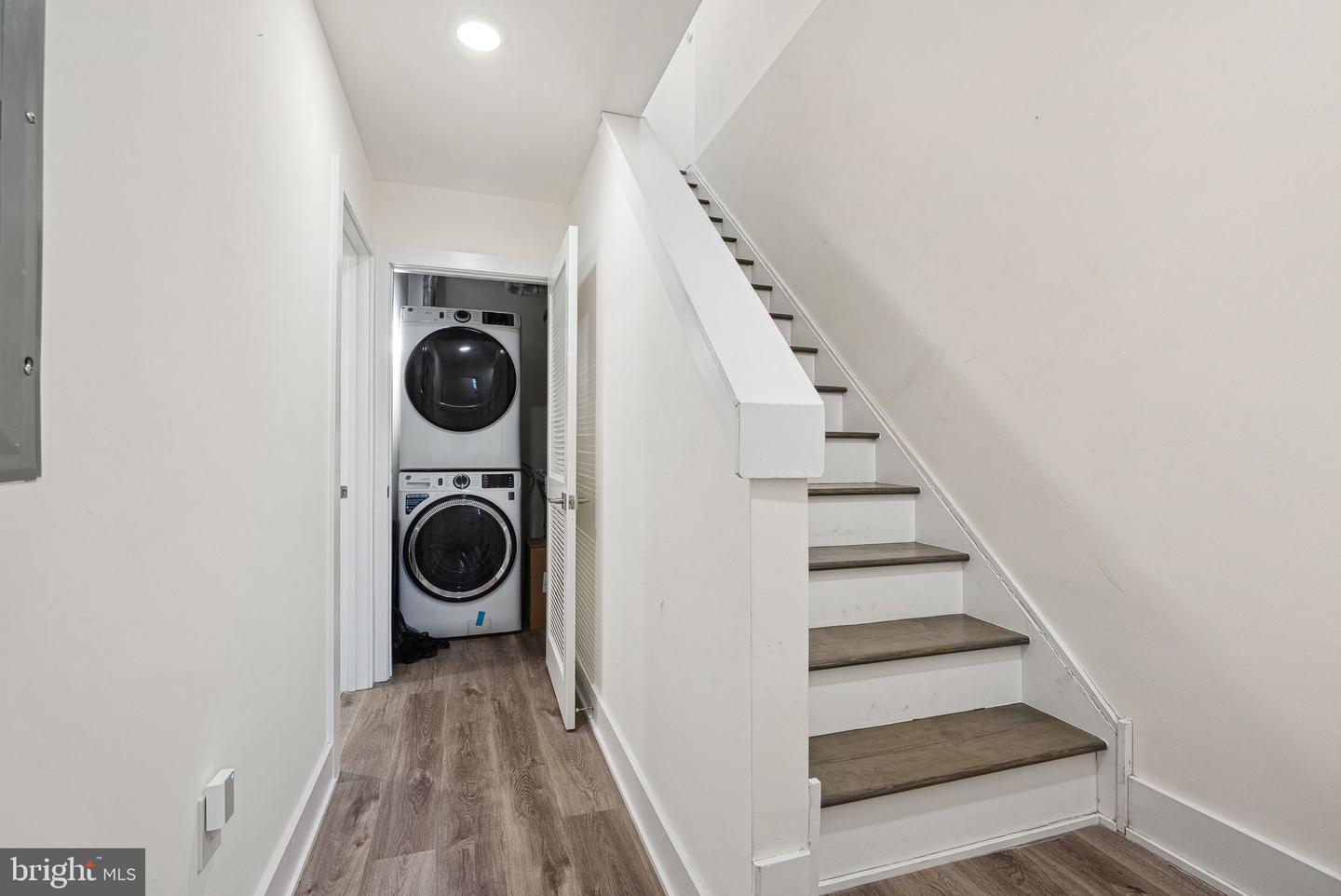 1115 N American St #unit C3 Property Photo 7