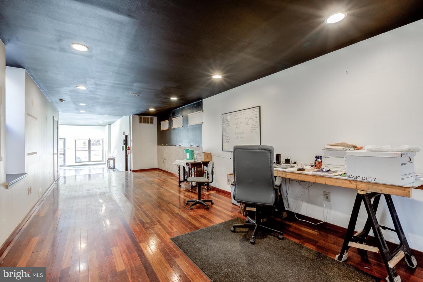 2017 - 2019 Fairmount Ave Property Photo 14