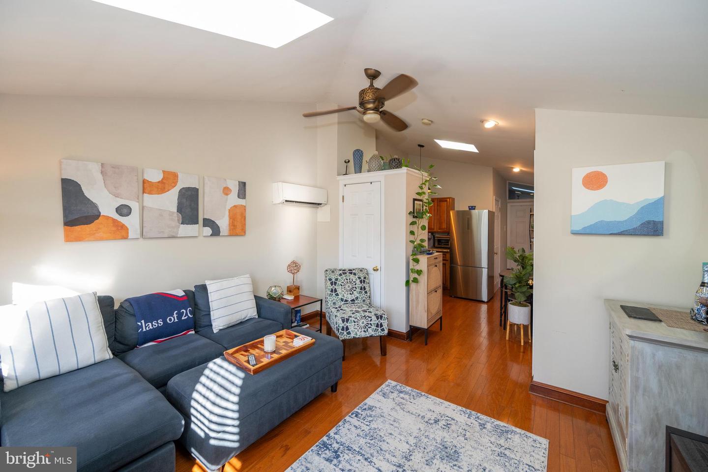 1227 Shackamaxon St #6 Property Photo 4