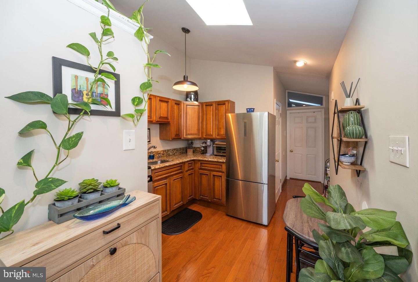 1227 Shackamaxon St #6 Property Photo 6