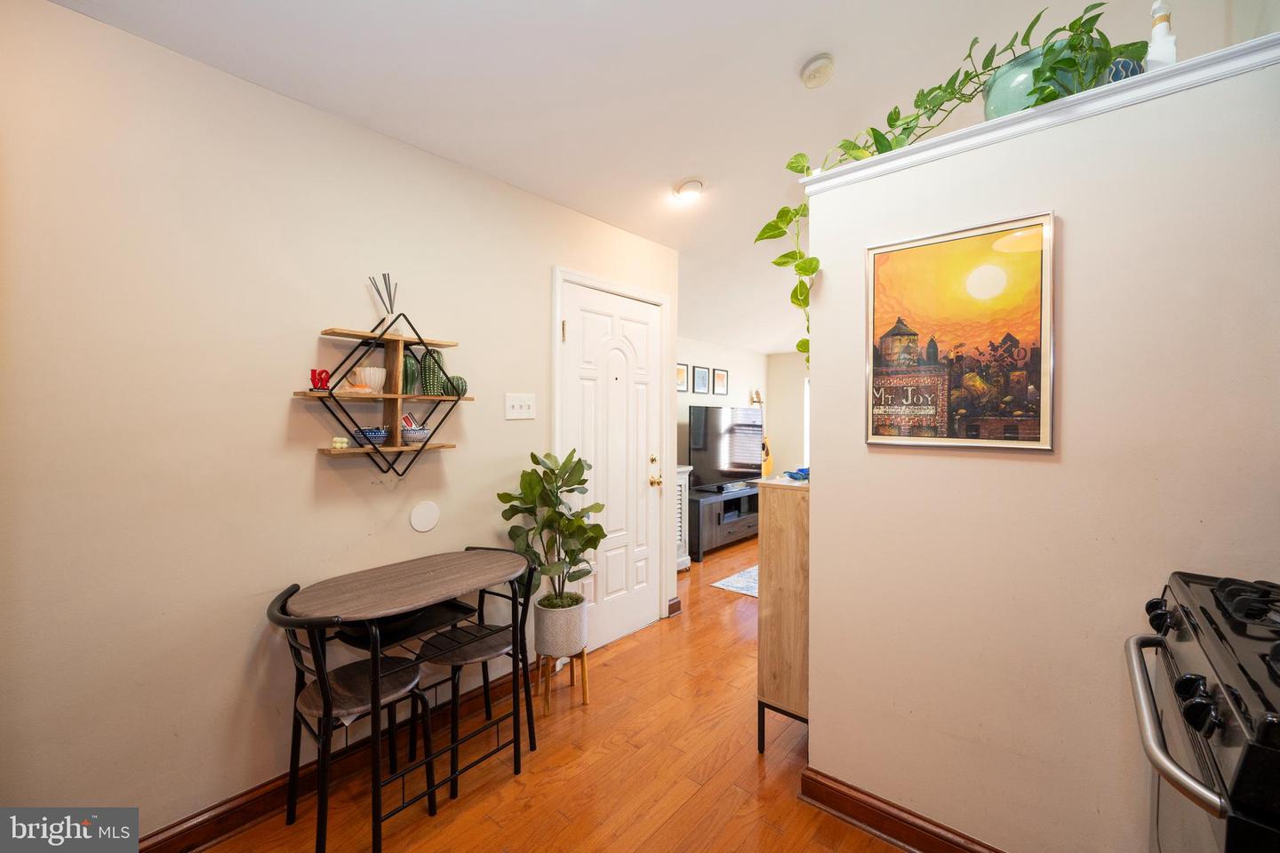 1227 Shackamaxon St #6 Property Photo 9