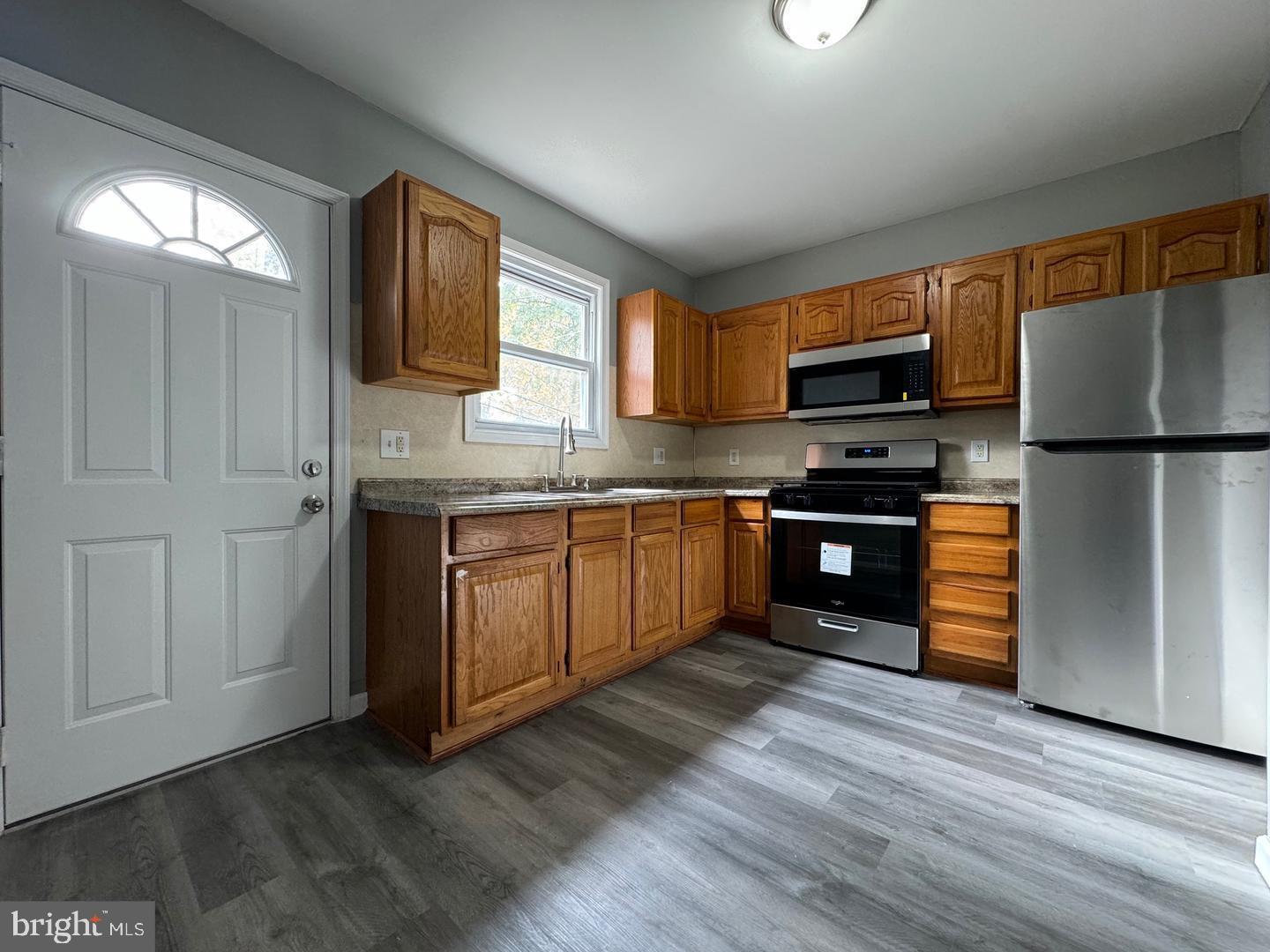 4310 Aspen St Property Photo 6