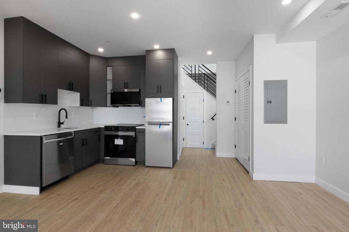1500 Germantown Ave #3a Property Photo 3