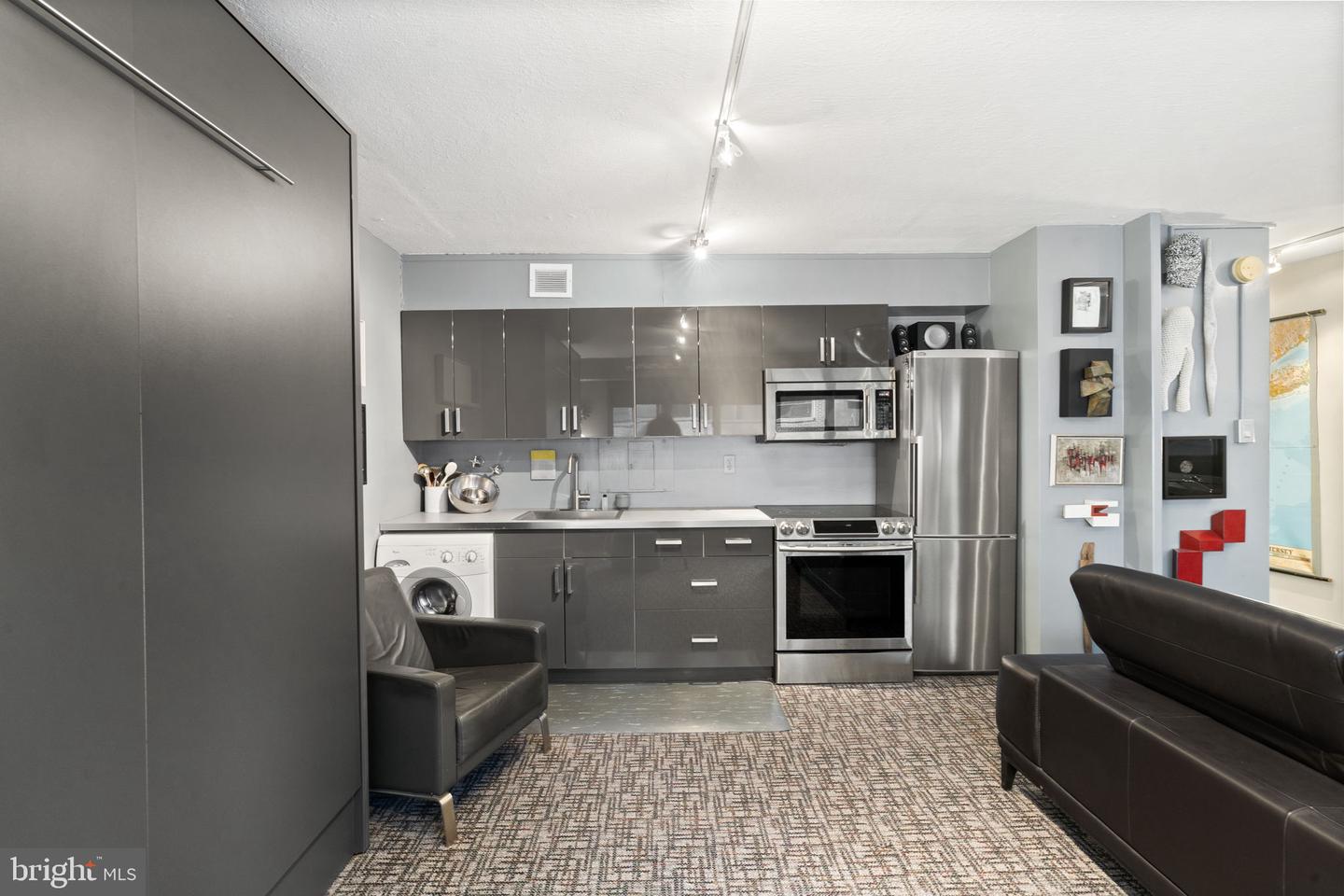 1900 John F Kennedy Blvd #523 Property Photo 5