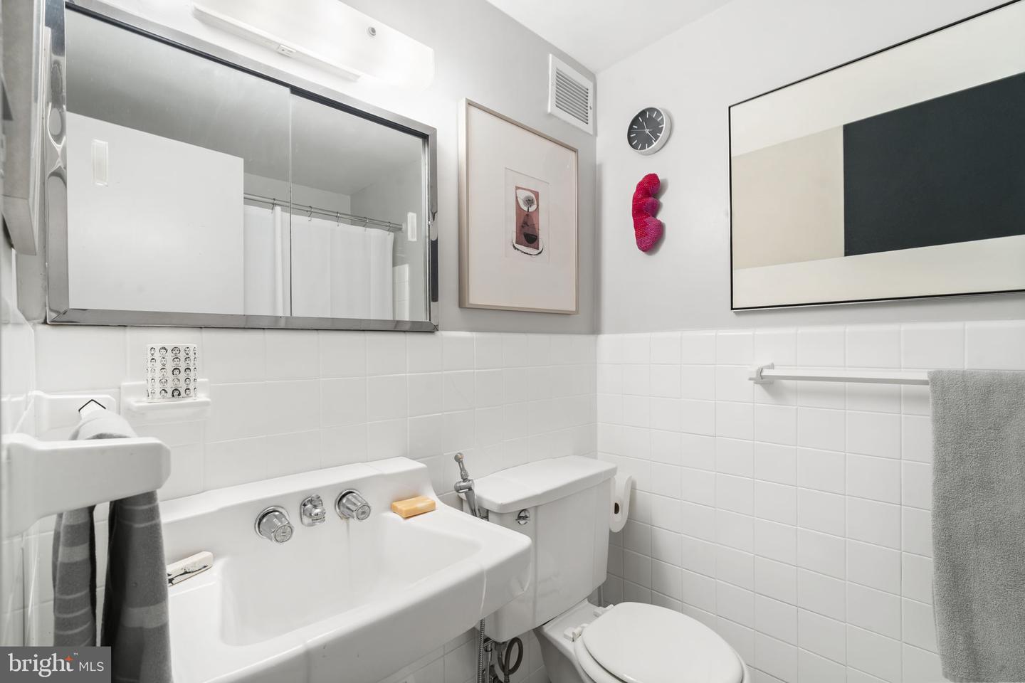1900 John F Kennedy Blvd #523 Property Photo 21
