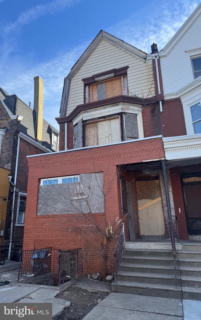 6624 Woodland Ave Property Photo 1