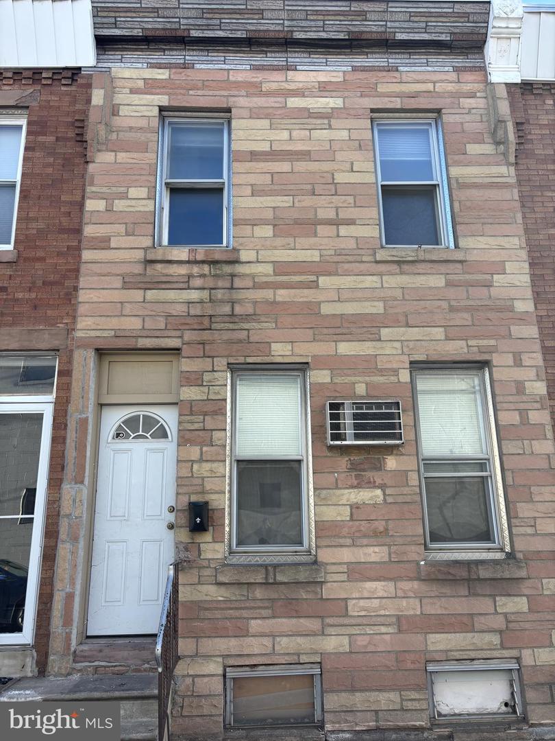 2851 CHATHAM ST Property Photo 1