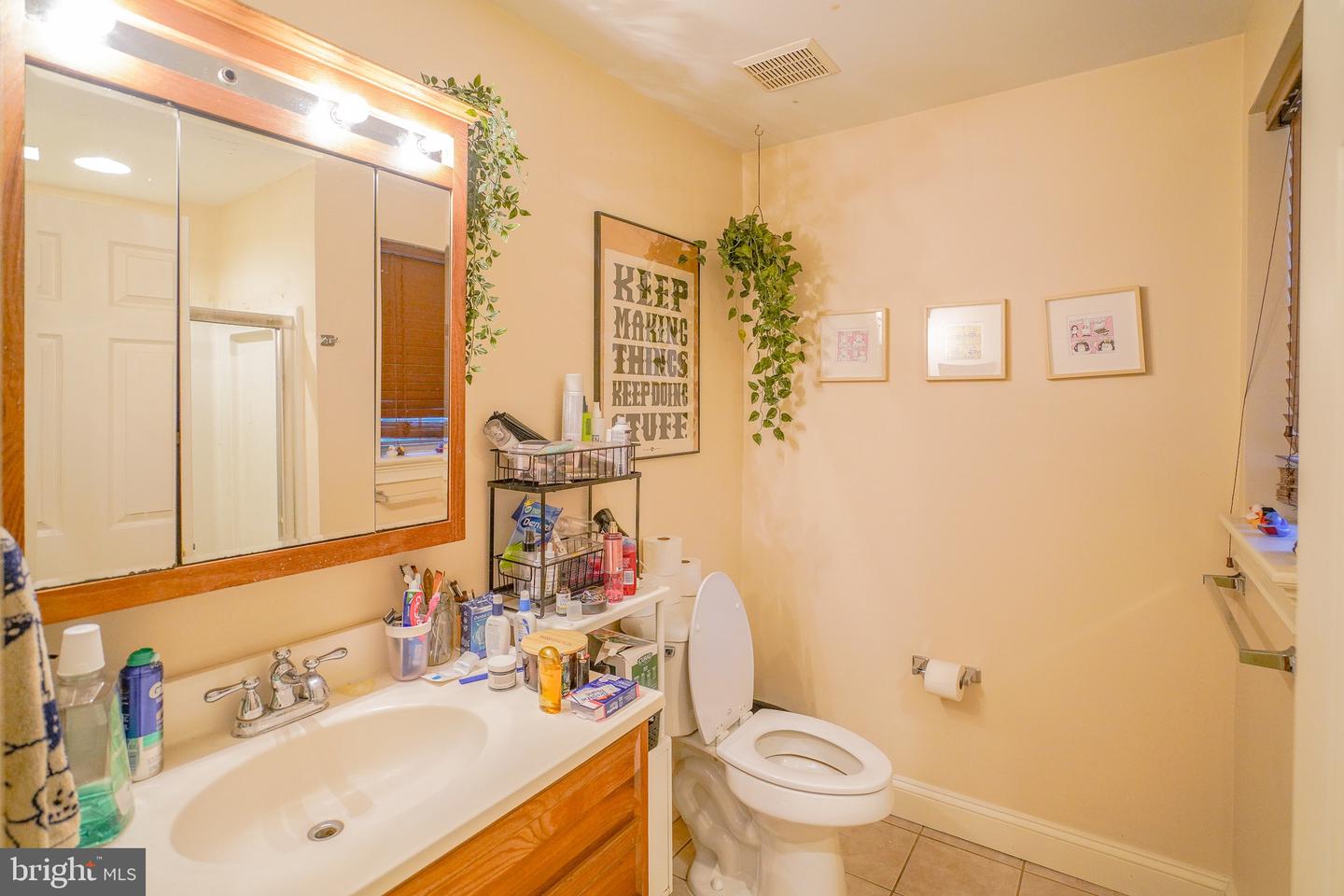 2542 W Girard Ave Property Photo 29