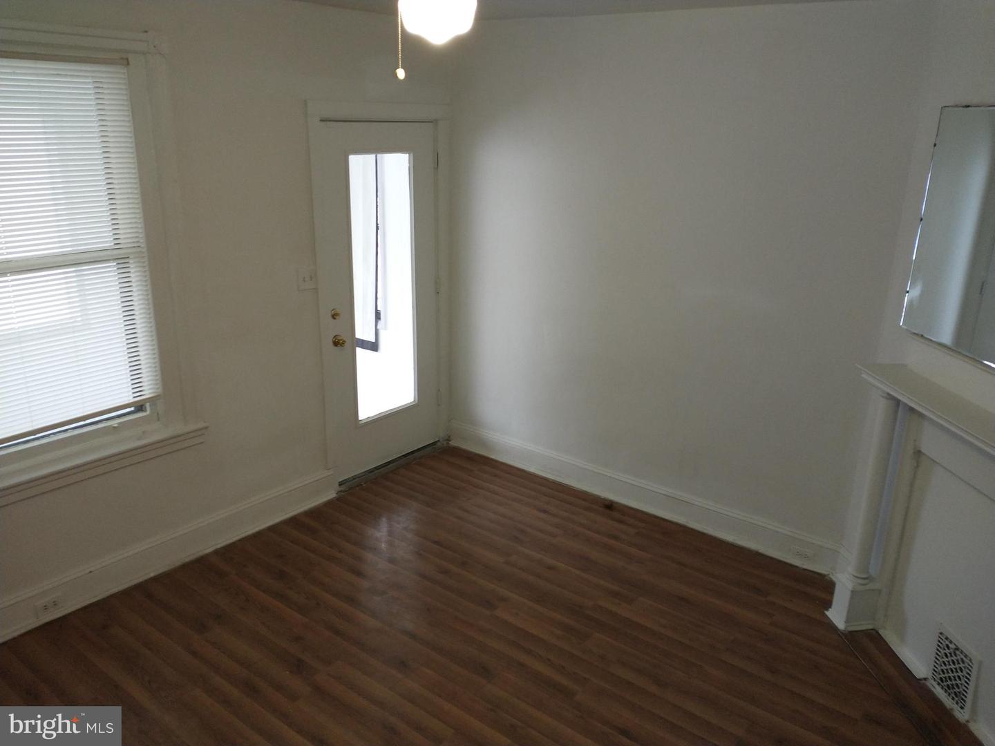 6638 Ross St Property Photo 5