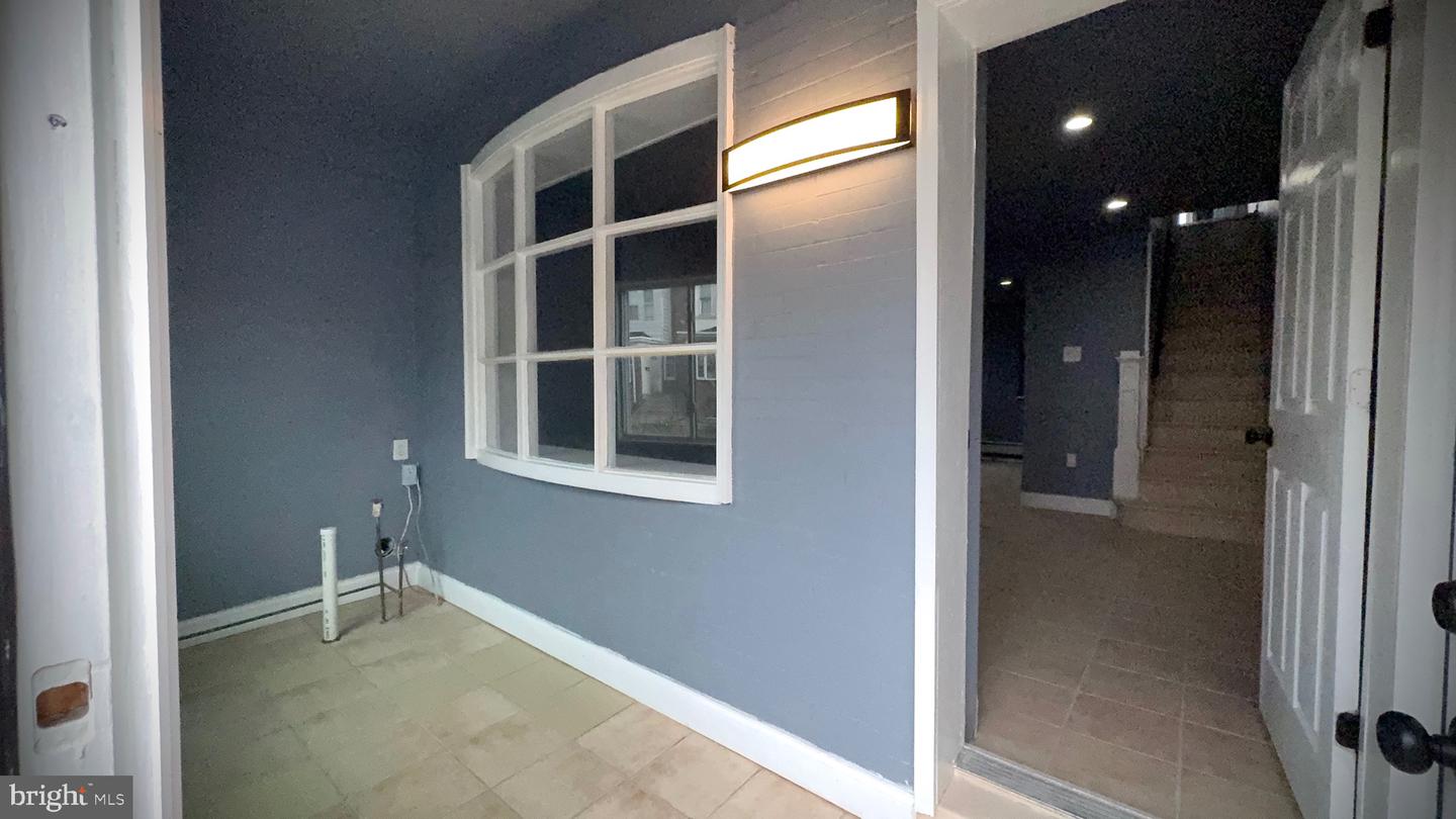 6608 Upland St Property Photo 2