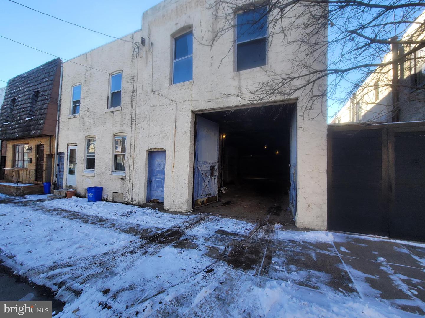 2706 E Monmouth St Property Photo 14