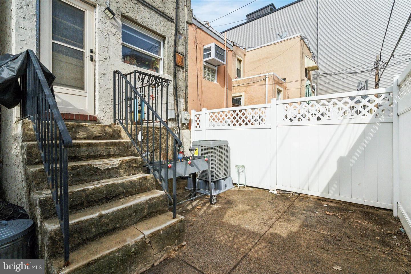 2817 S Warnock St Property Photo 27