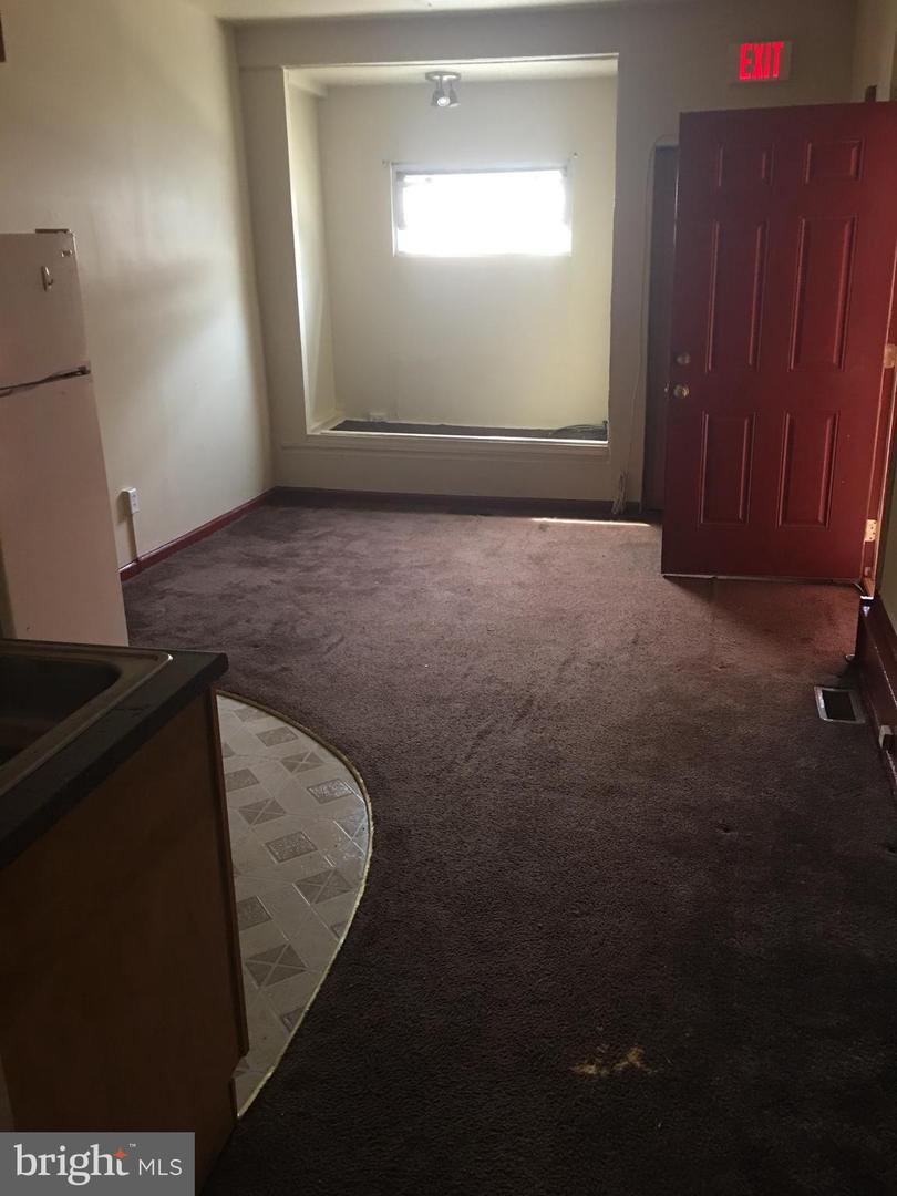 5021 Germantown Ave Property Photo