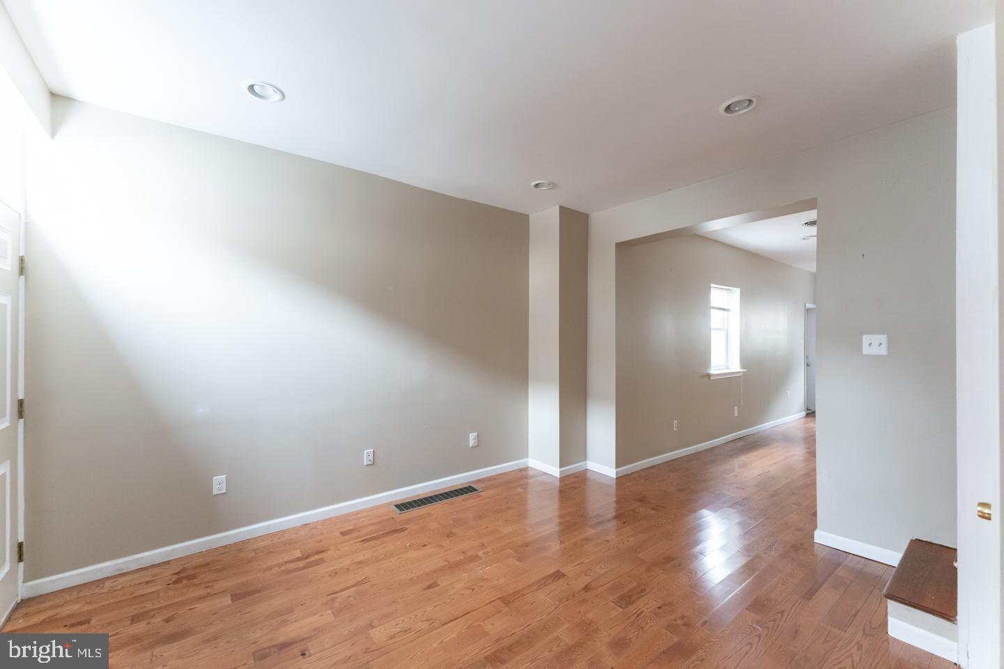 1211 N Palethorp St Property Photo 2