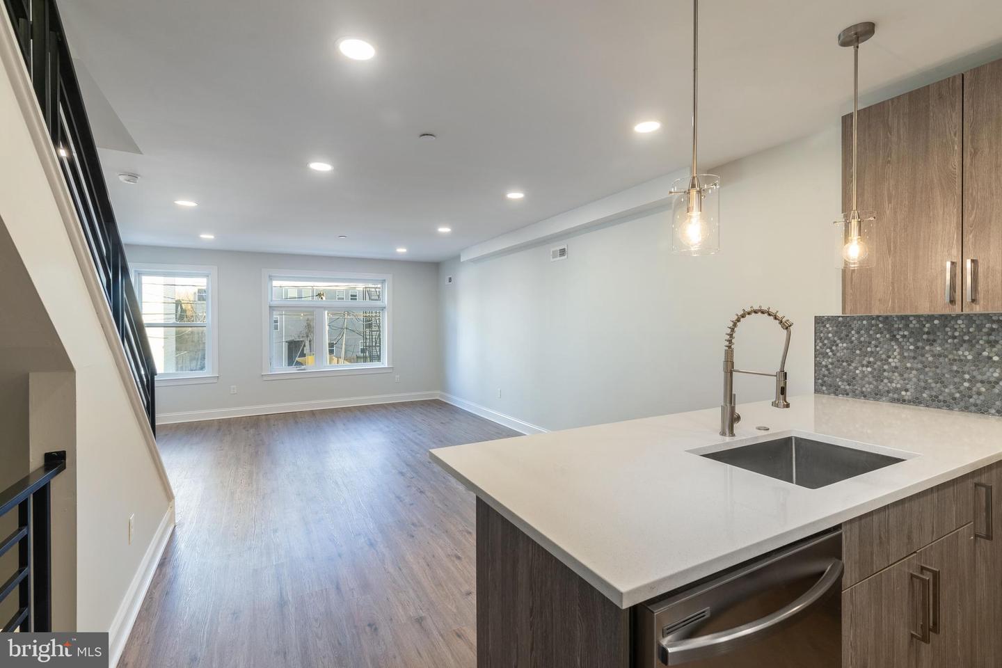 1702 N GRATZ ST #UNIT 2 Property Photo 1