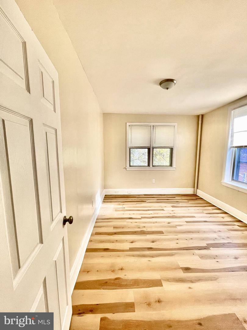 3151 G St #b Property Photo 4