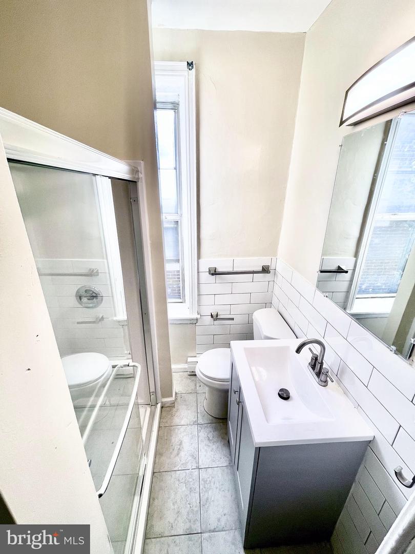 3151 G St #b Property Photo 6