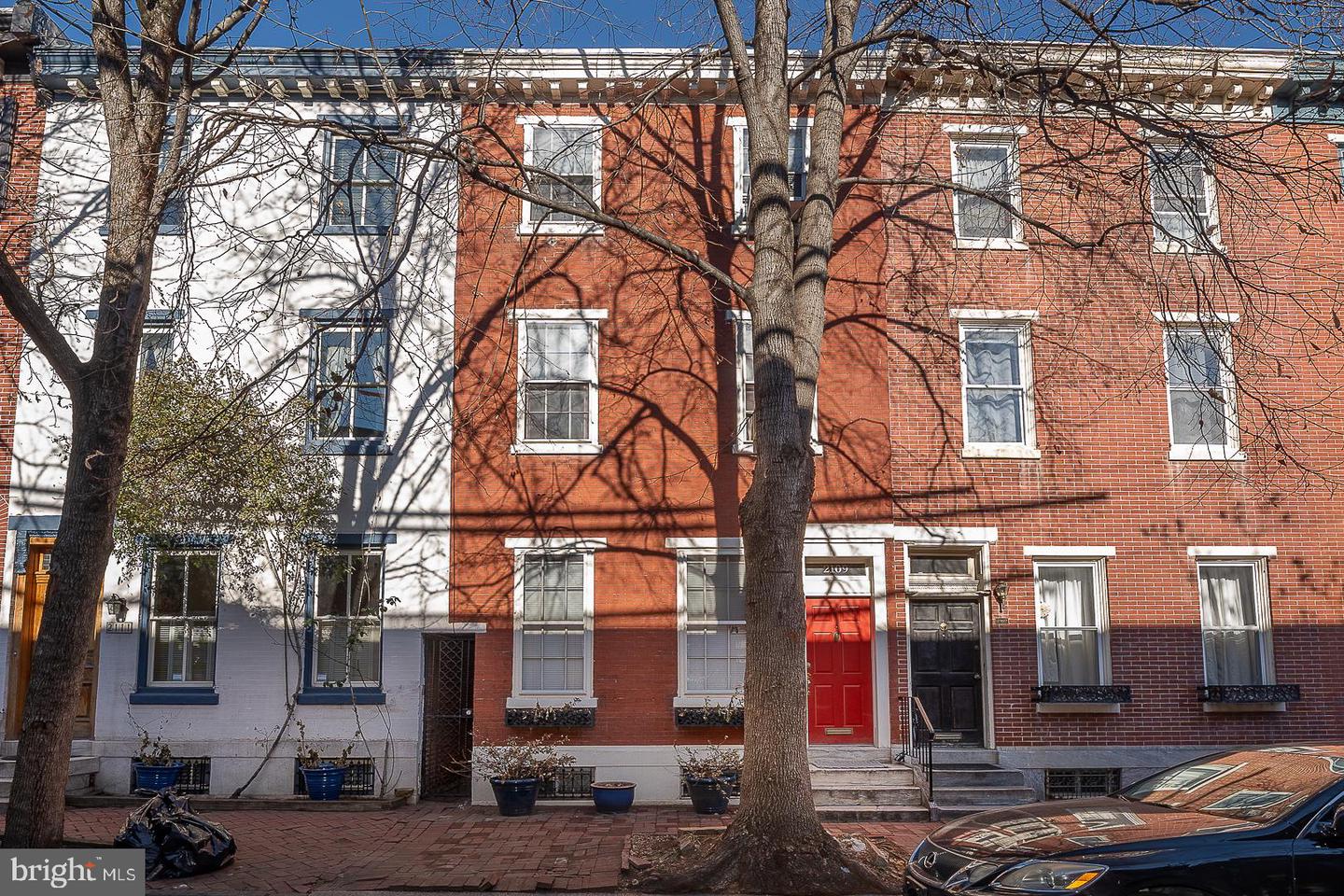 2109 Mount Vernon St Property Photo