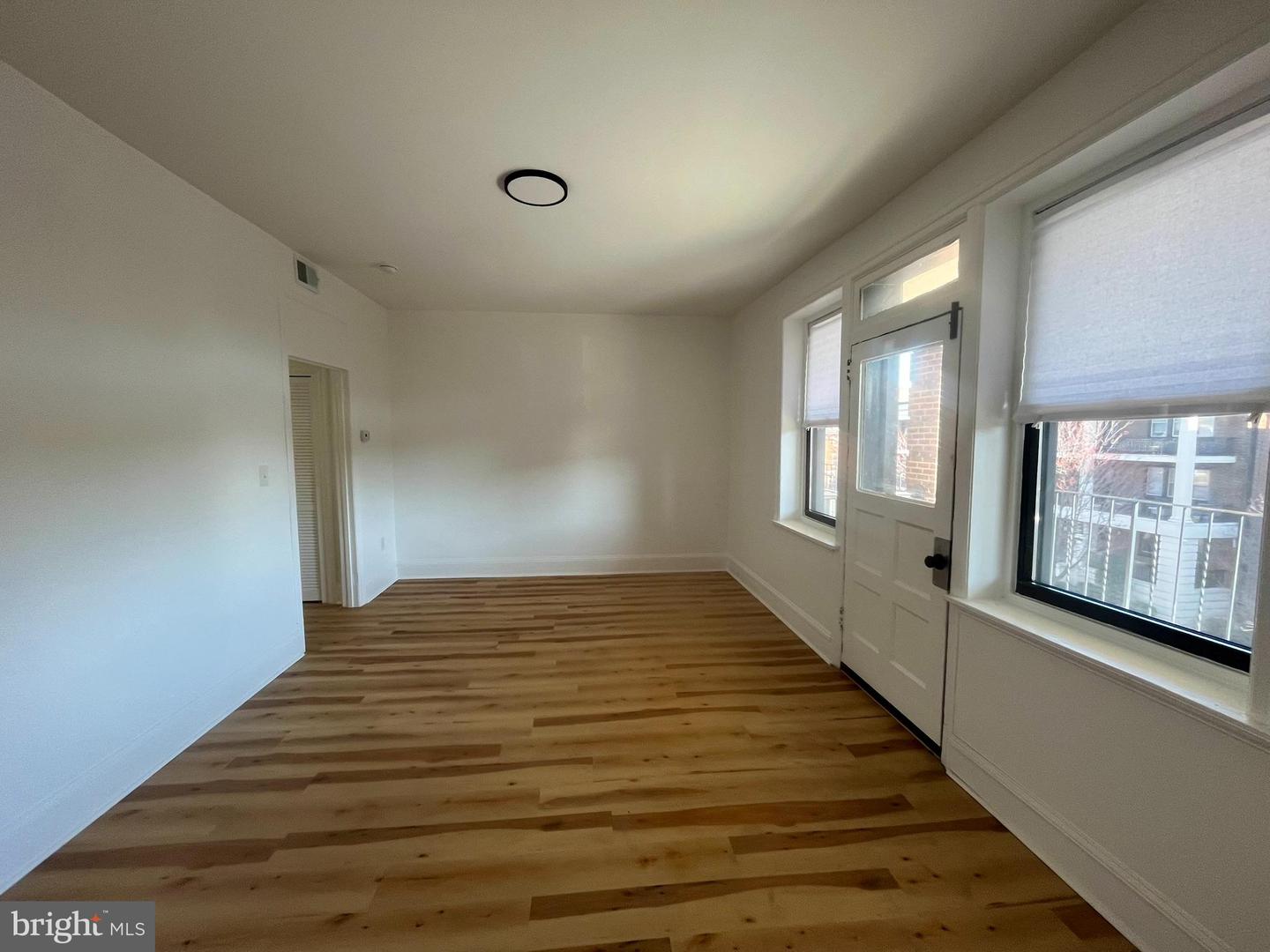 4415 Walnut St #3f Property Photo 2