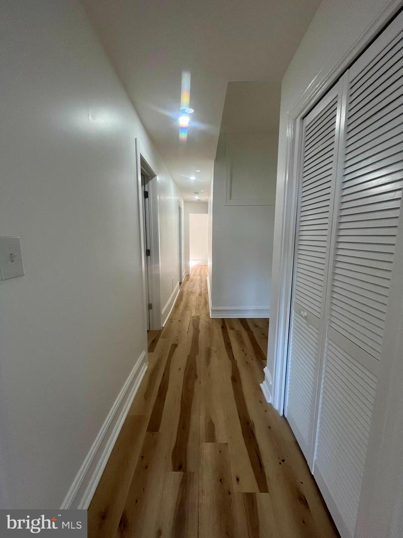 4415 Walnut St #3f Property Photo 9
