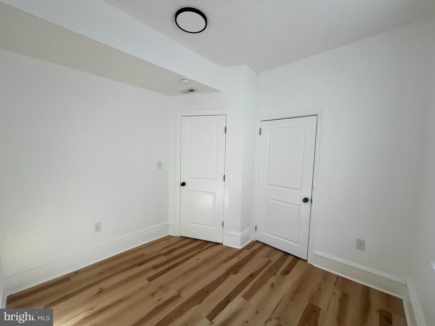 4415 Walnut St #3f Property Photo 19