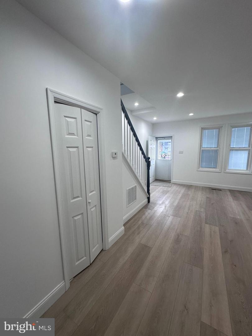 3255 D St Property Photo 2