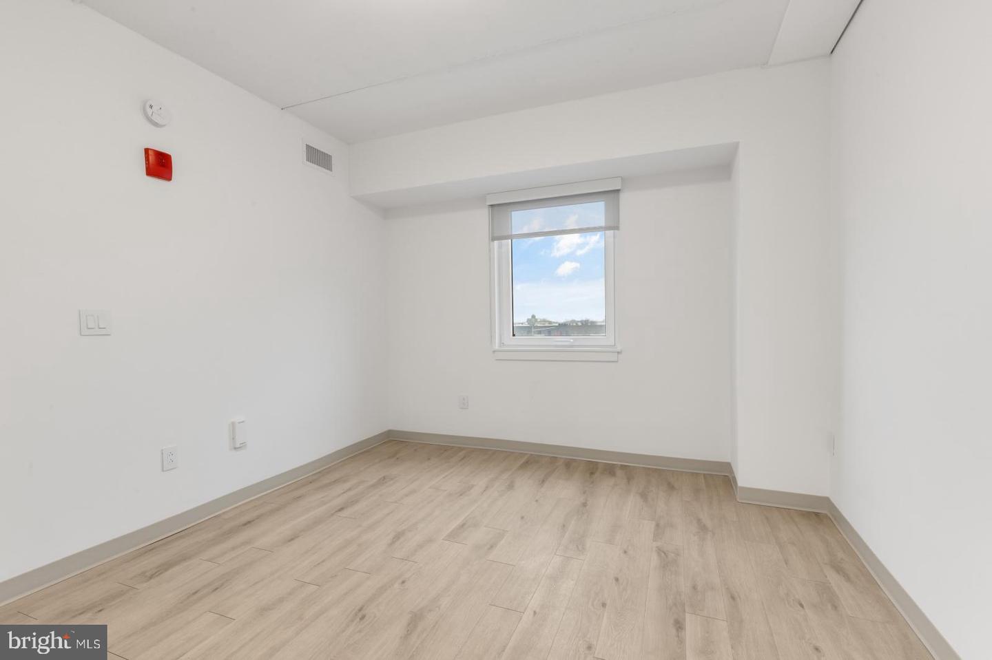 545 N Broad St #512 Property Photo 6