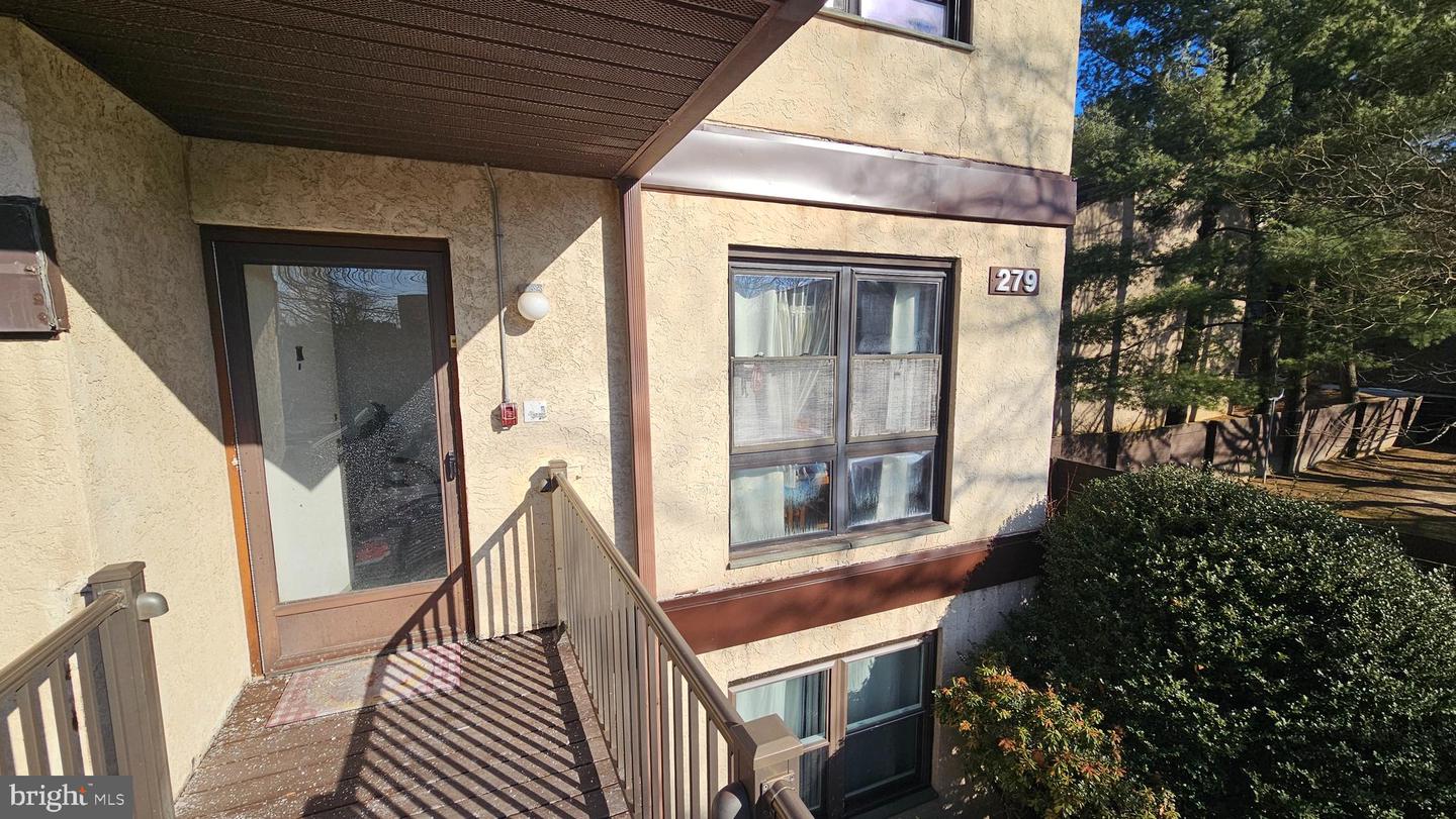 279 Shawmont Ave #b Property Photo 31