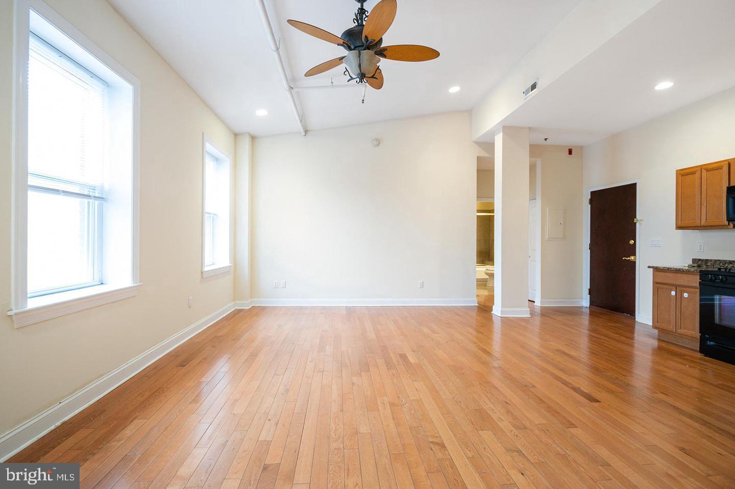 1151 N 3rd St #219 Property Photo 13