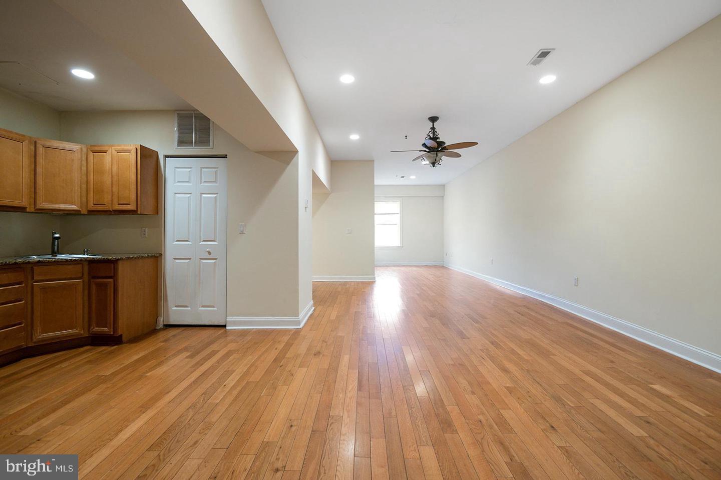 1151 N 3rd St #219 Property Photo 18