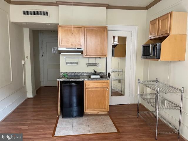 1324 Locust St #1502 Property Photo 3