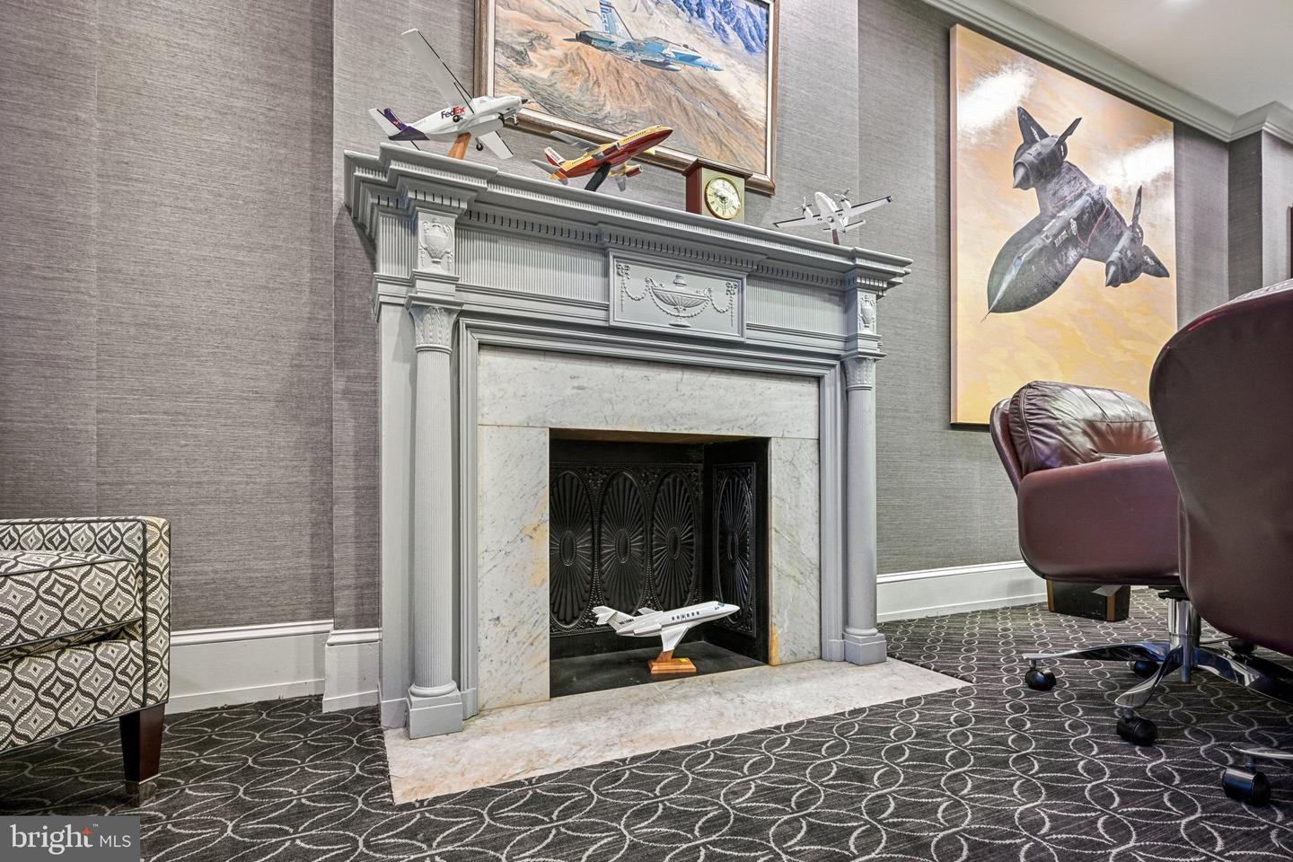 1710-12 Locust St Property Photo 6