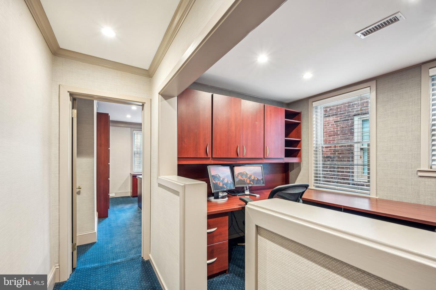 1710-12 Locust St Property Photo 20