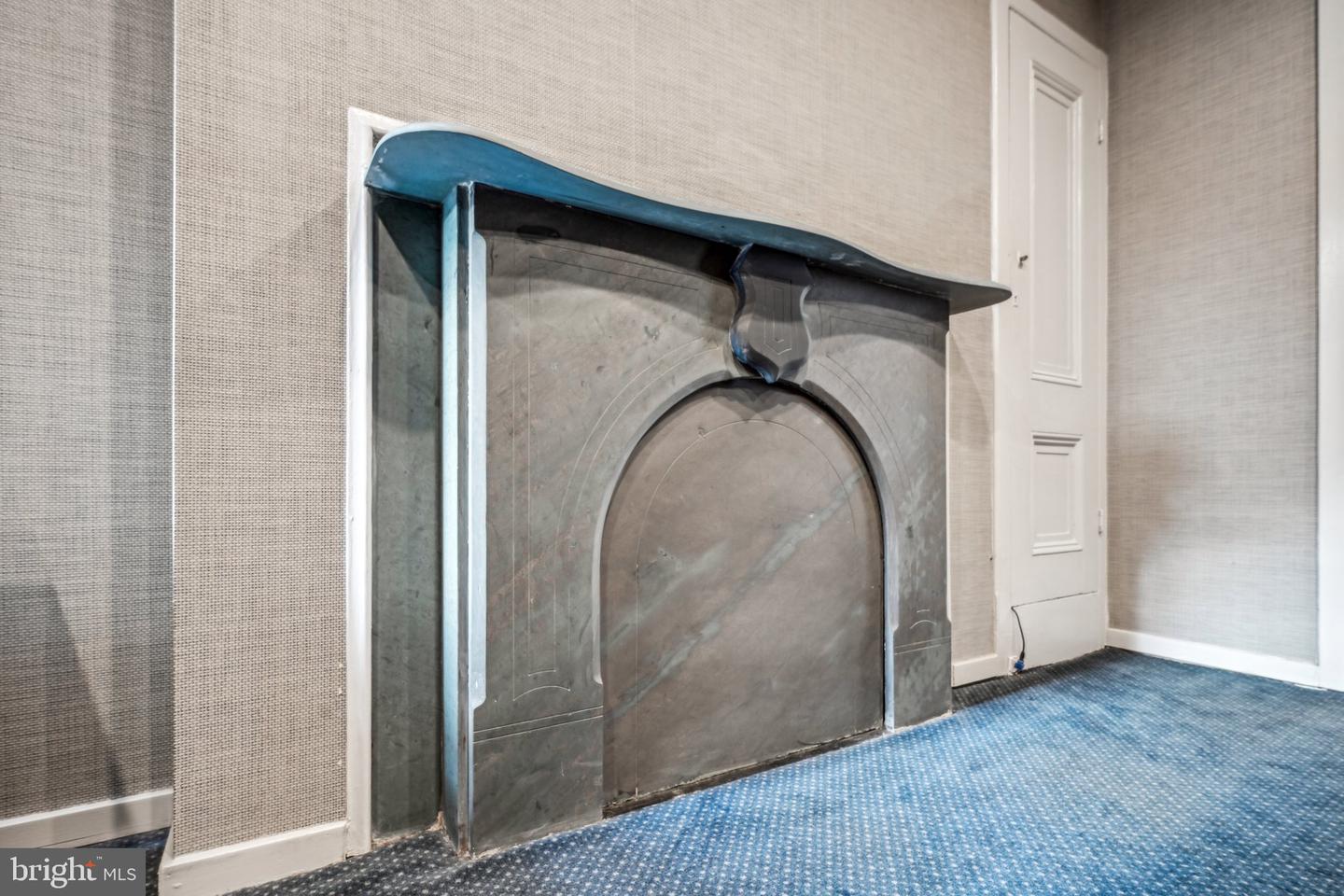 1710-12 Locust St Property Photo 39