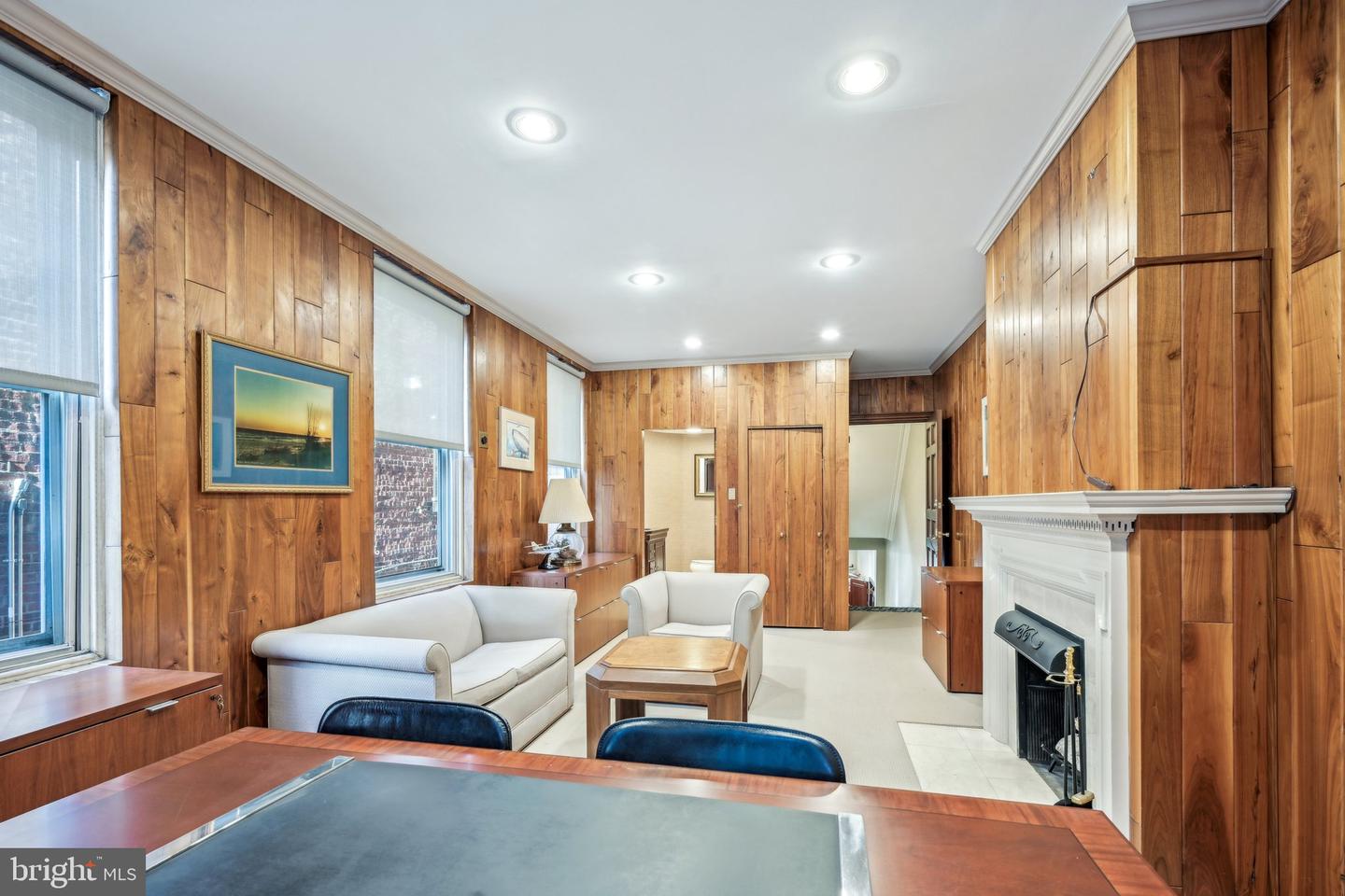 1710-12 Locust St Property Photo 42