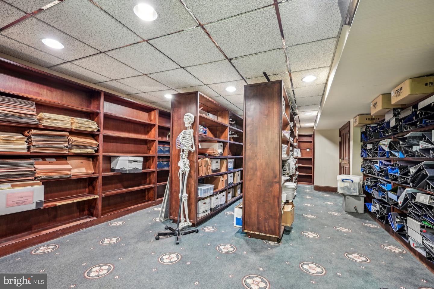 1710-12 Locust St Property Photo 68