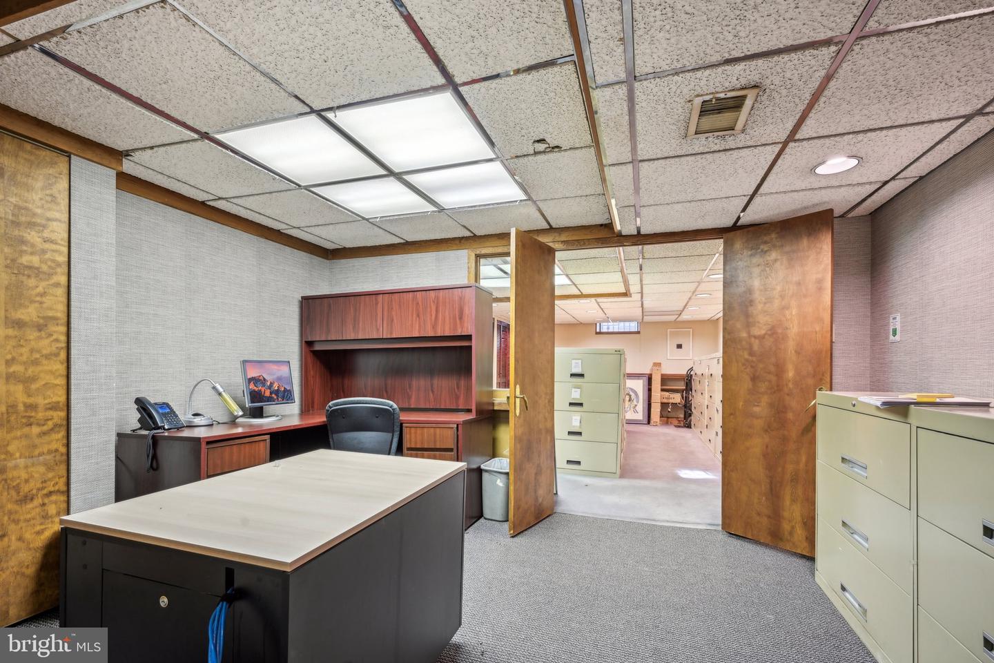 1710-12 Locust St Property Photo 69