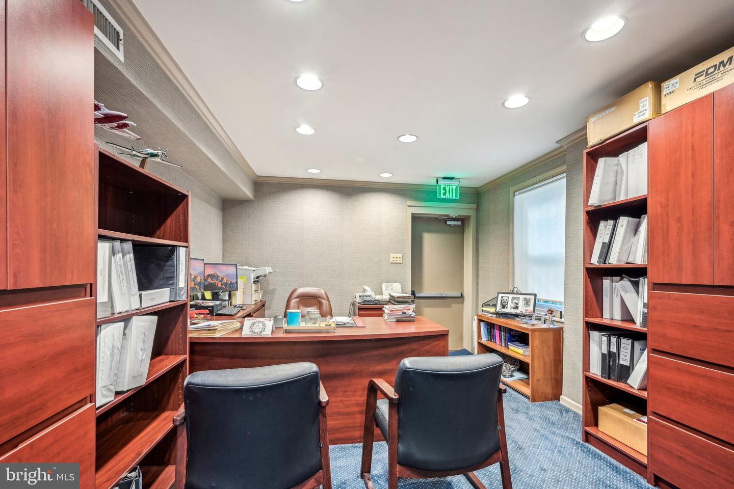 1710-12 Locust St Property Photo 76