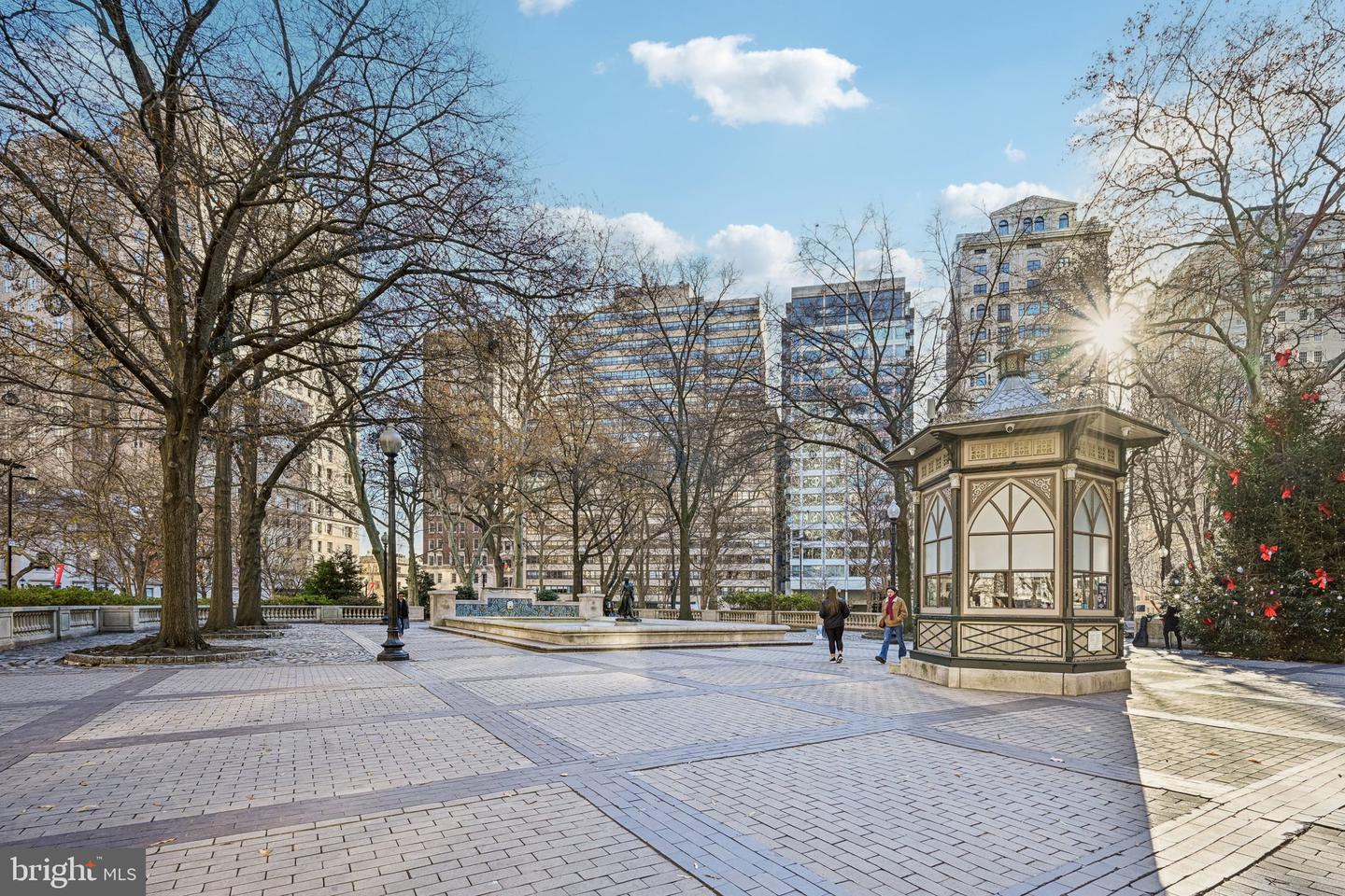 1710-12 Locust St Property Photo 91