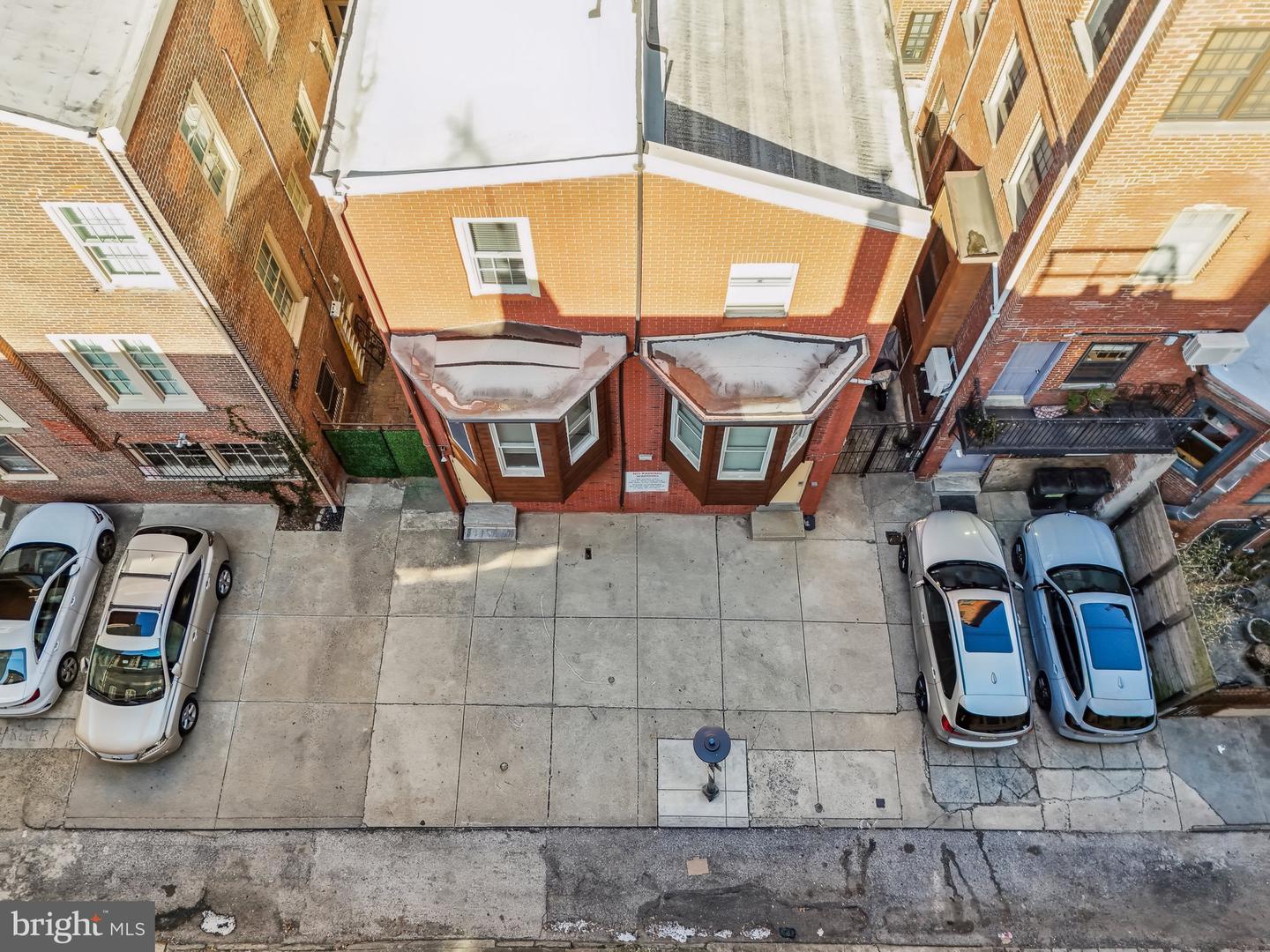 1710-12 Locust St Property Photo 94