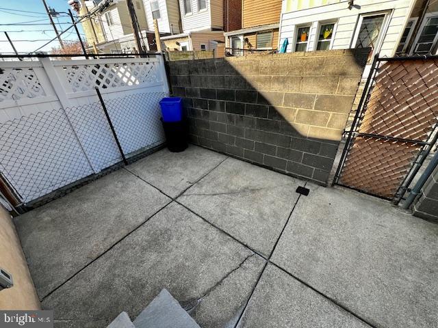 2432 E Hazzard St Property Photo 16