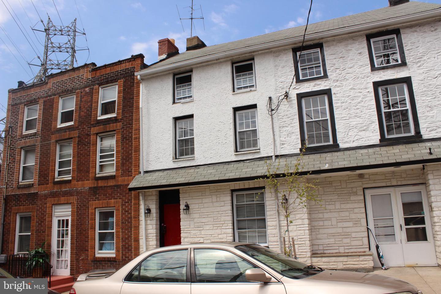 116 Grape St #rear Property Photo