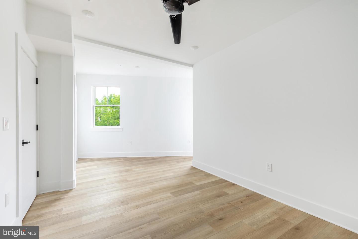 6516 Germantown Ave Property Photo 27