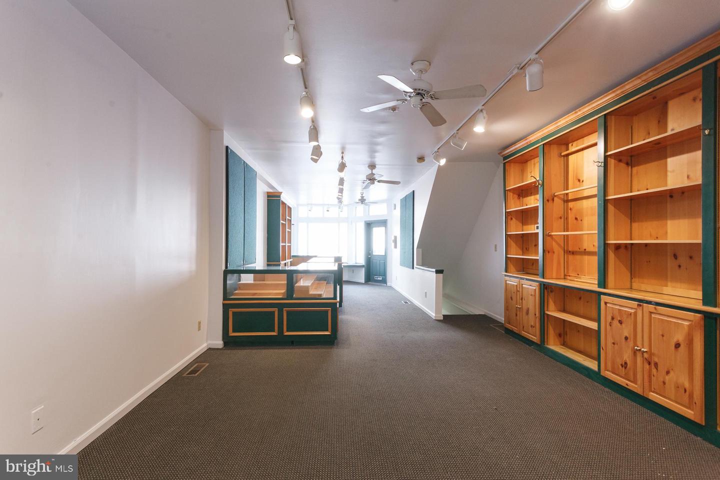 110 South St #a Property Photo 3