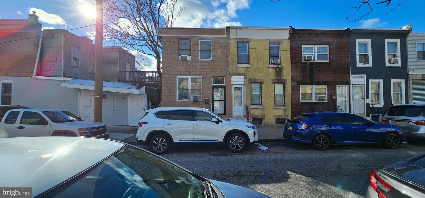 1866 E Wensley St Property Photo 2
