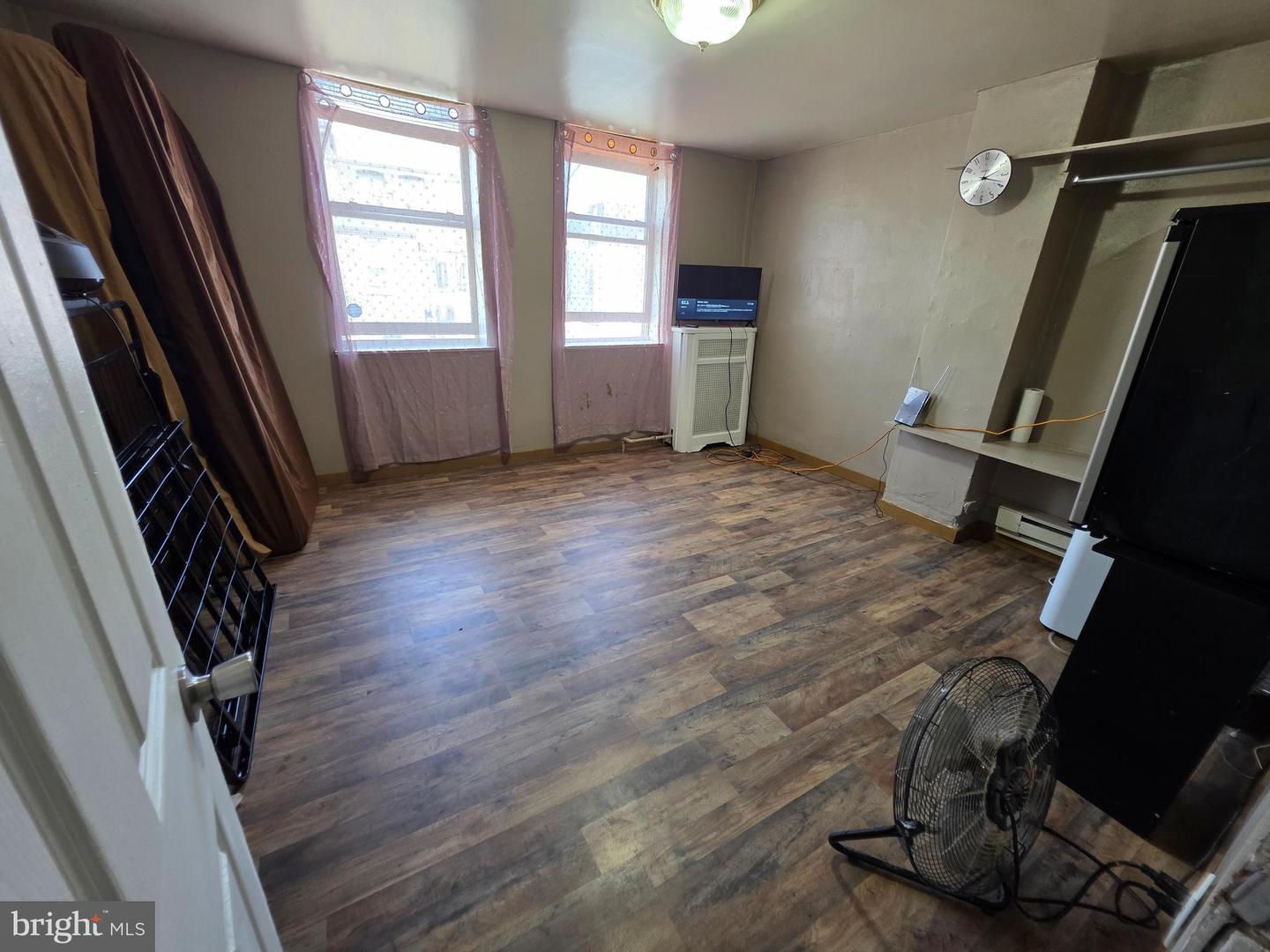 1866 E Wensley St Property Photo 16