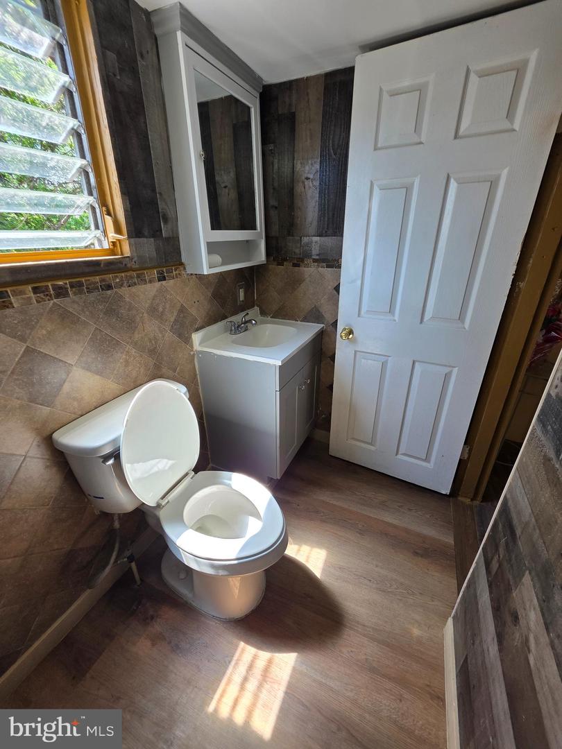 1866 E Wensley St Property Photo 21