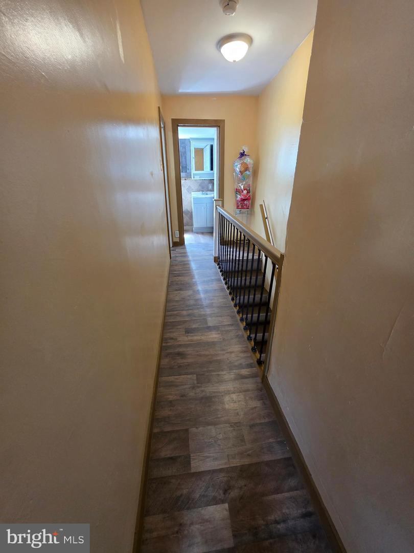 1866 E Wensley St Property Photo 25